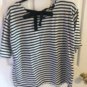 STRIPED SHORT SLEEVE SHIRT WITH TIE UP BOW